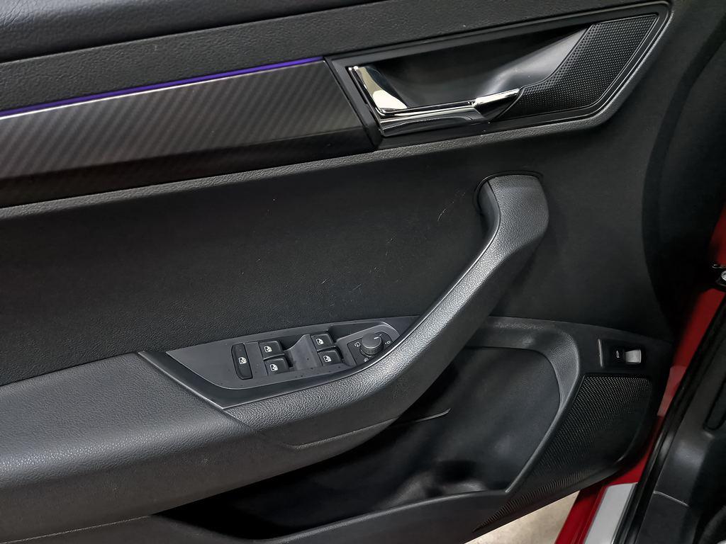 Skoda Karoq 2.0 TDI Sportline 4X4 DSG 110 kW (150 CV) - 8