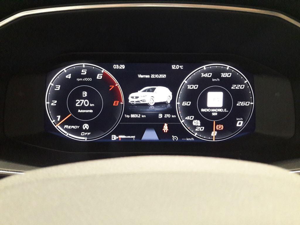 SEAT León 1.5 eTSI Style 25 Aniversario DSG 85 kW (116 CV) - 10