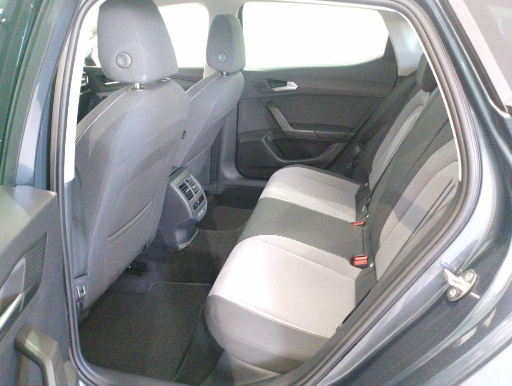 SEAT León 1.5 eTSI Style 25 Aniversario DSG 85 kW (116 CV) - 9