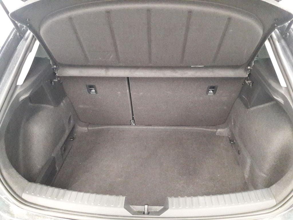 SEAT León 1.5 eTSI Style 25 Aniversario DSG 85 kW (116 CV) - 12