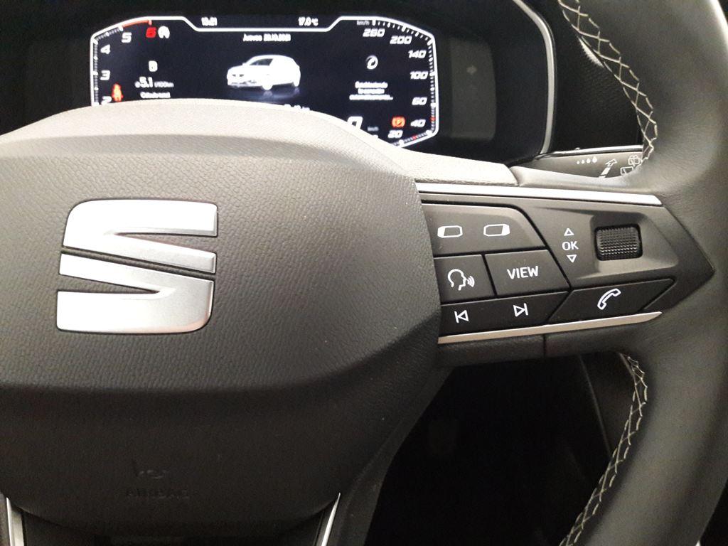 SEAT León 1.5 eTSI Style 25 Aniversario DSG 85 kW (116 CV) - 14