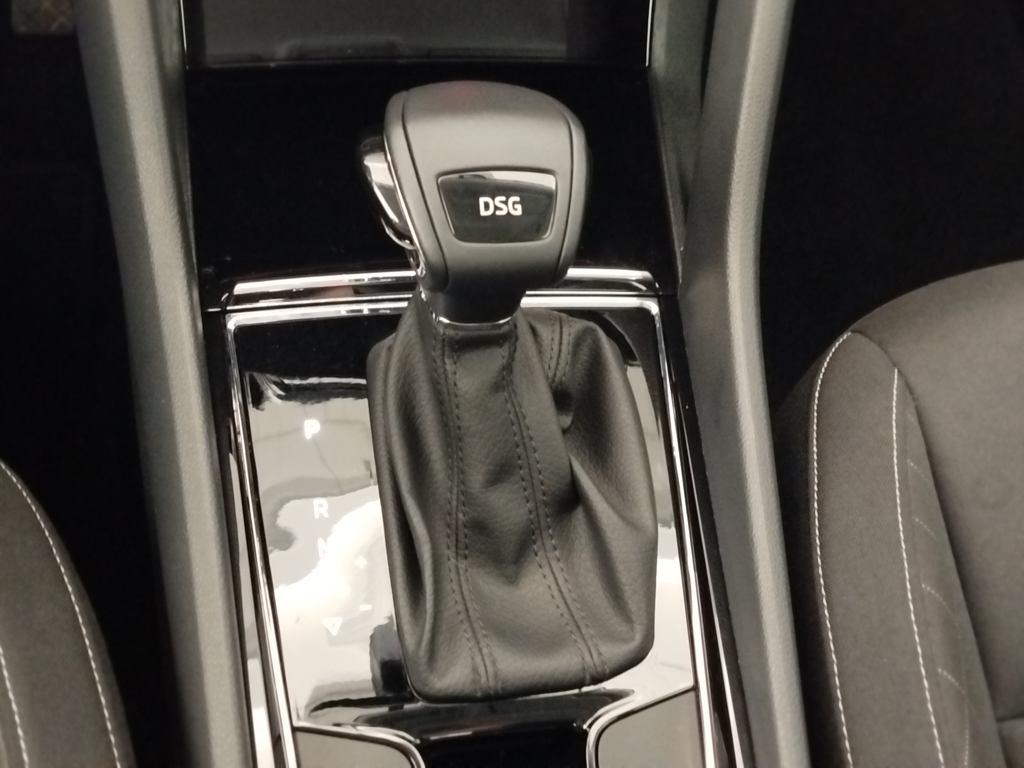 Skoda Karoq 1.5 TSI ACT Ambition DSG 110 kW (150 CV) - 10