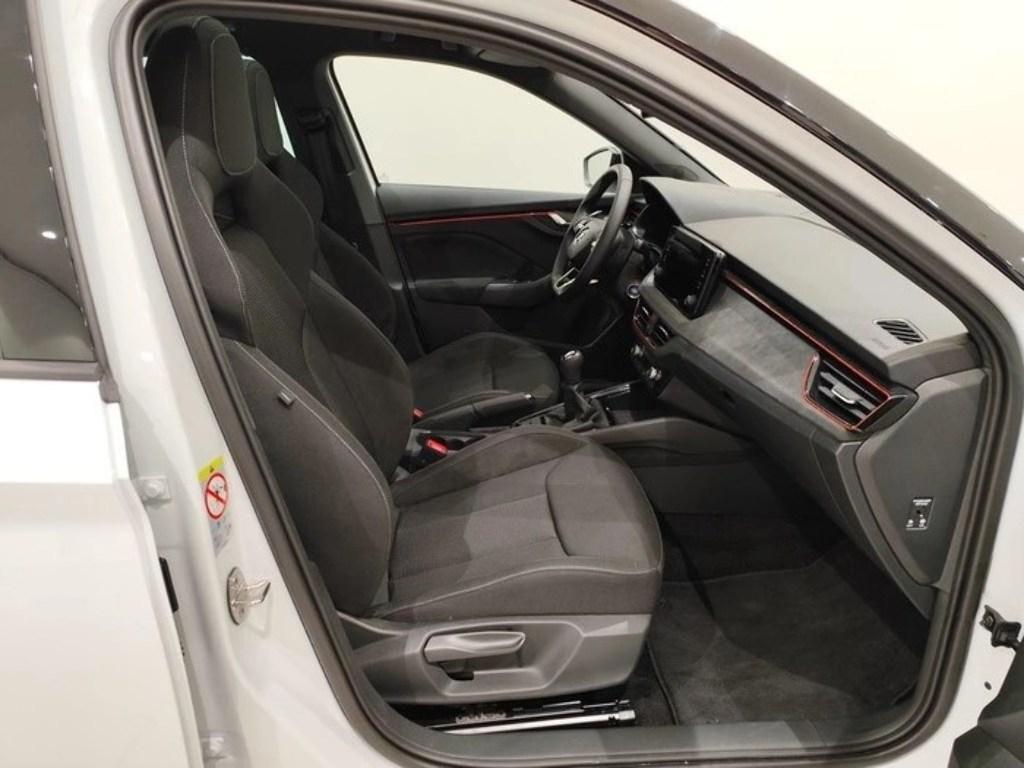 Skoda Kamiq 1.0 TSI Design DSG 85 kW (115 CV) - 4