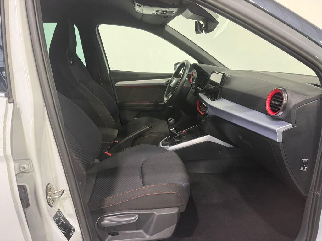 SEAT Arona 1.0 TSI FR Special Edition 85 kW (115 CV) - 4