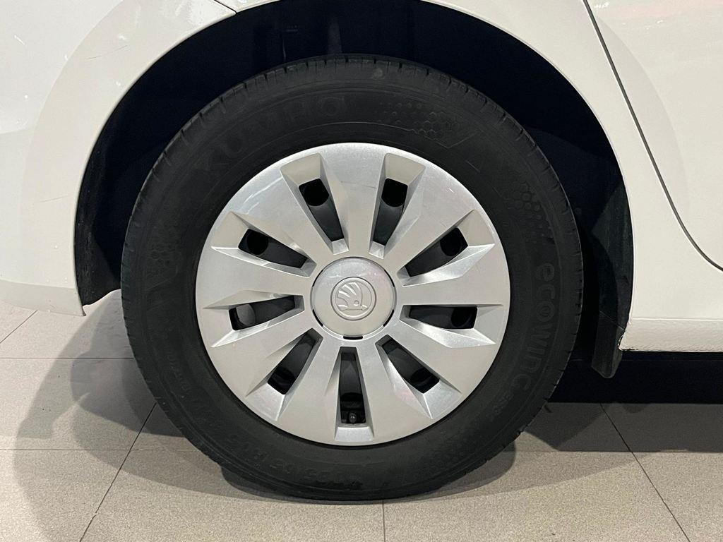 Skoda Fabia 1.0 TSI Active 70 kW (95 CV) - 7