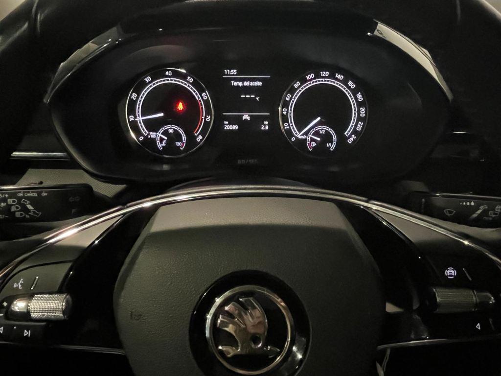 Skoda Fabia 1.0 TSI Active 70 kW (95 CV) - 11