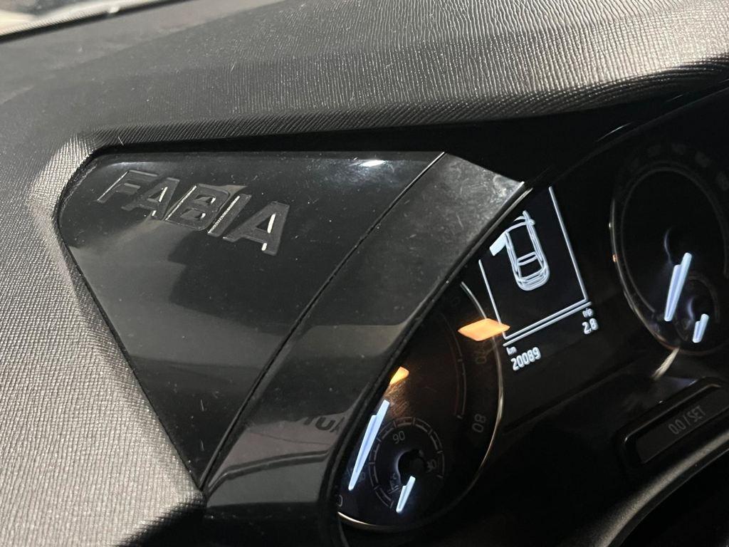 Skoda Fabia 1.0 TSI Active 70 kW (95 CV) - 9