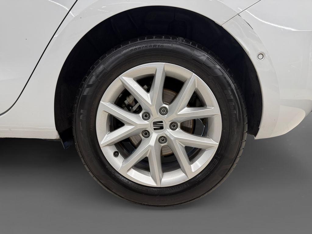 SEAT León 1.5 TSI S&S Style 25 Aniversario 85 kW (116 CV) - 7