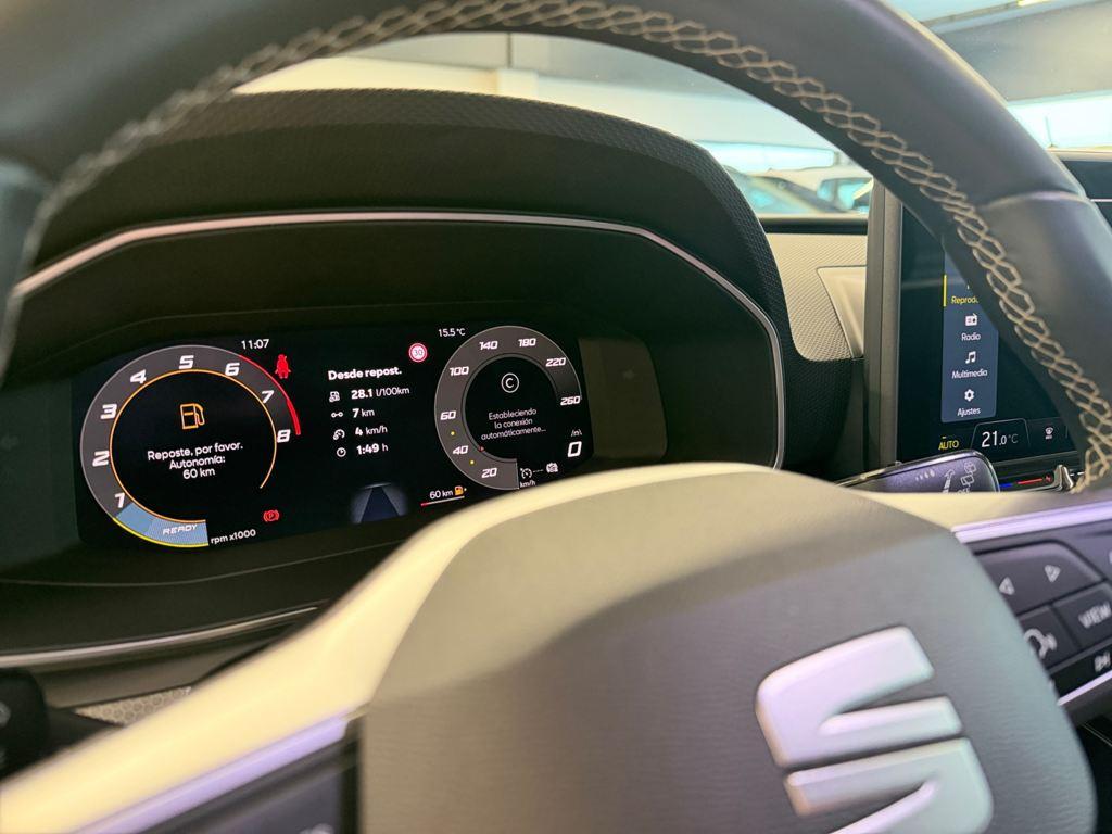 SEAT León 1.5 TSI S&S Style 25 Aniversario 85 kW (116 CV) - 10