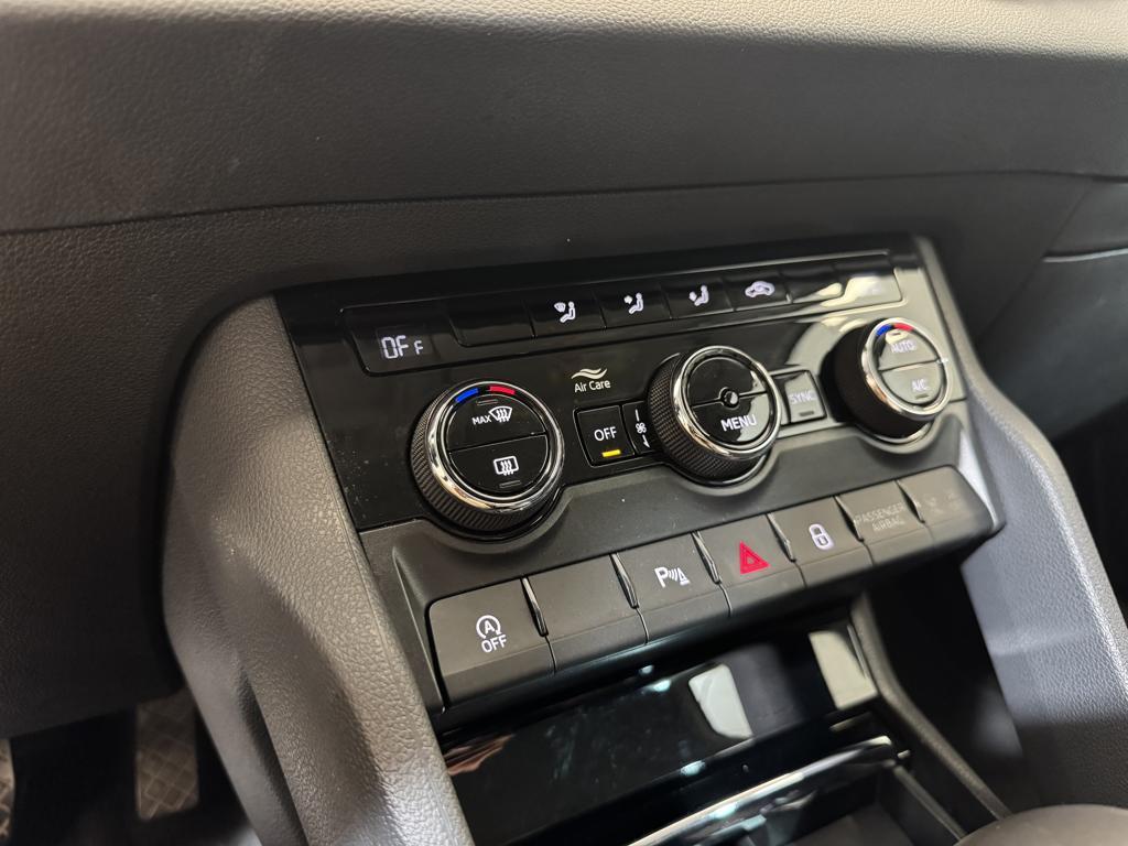 Skoda Karoq 1.5 TSI ACT Selection DSG 110 kW (150 CV) - 16