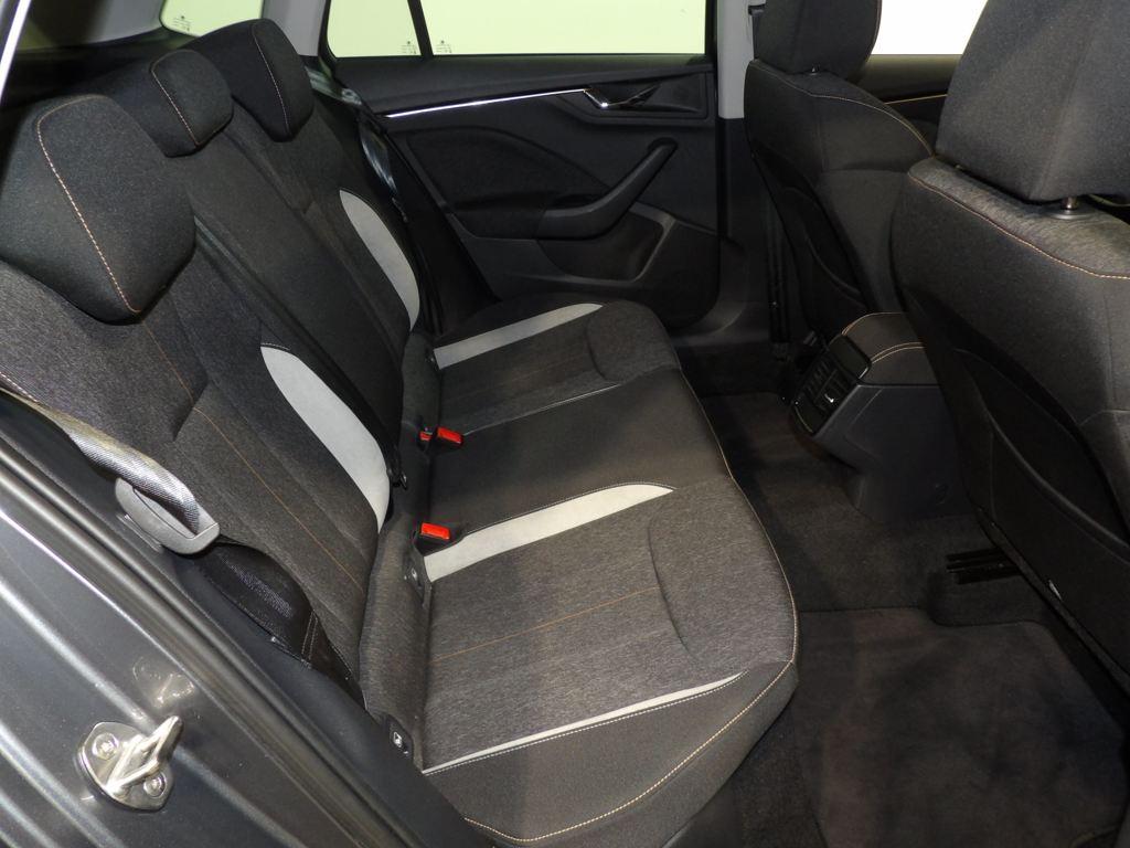 Skoda Kamiq 1.5 TSI Style DSG 110 kW (150 CV) - 5