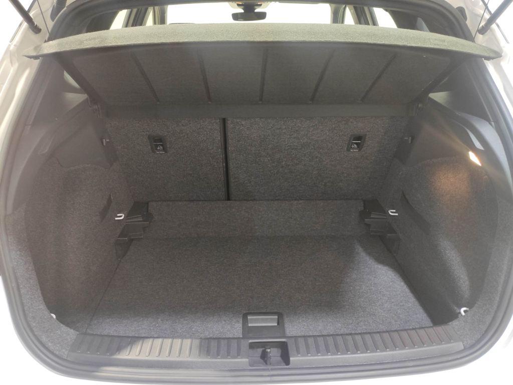 SEAT Arona 1.0 TSI Xperience XM 85 kW (115 CV) - 6