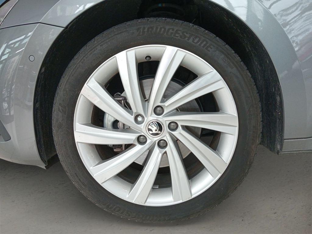 Skoda Octavia 1.4 TSI iV P-HEV Selection DSG 150 kW (204 CV) - 7