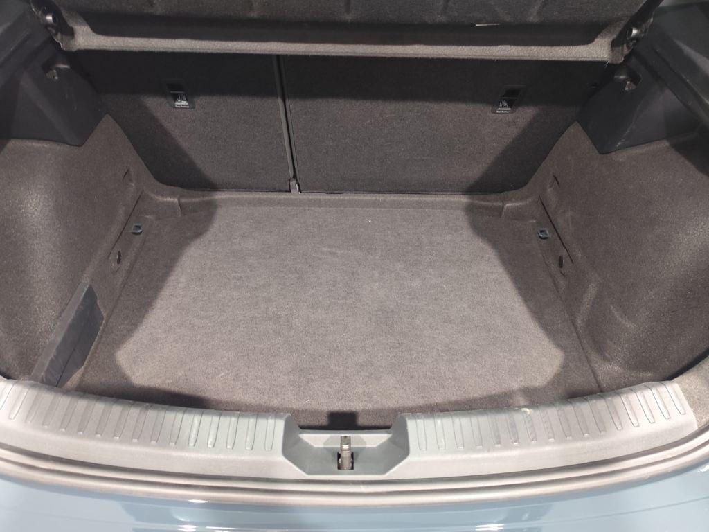 SEAT León 2.0 TDI S&S Style XS 85 kW (115 CV) - 6