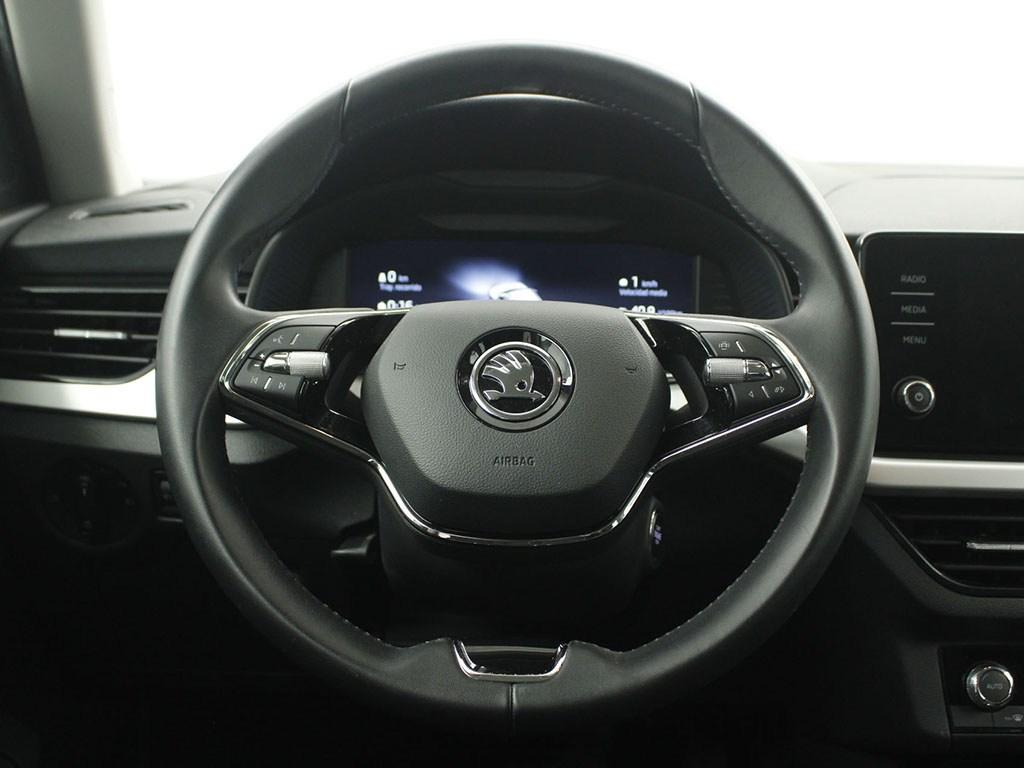 Skoda Kamiq 1.0 TSI Emotion DSG 81 kW (110 CV) - 12