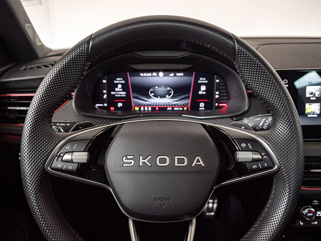 Skoda Kamiq 1.5 TSI Monte Carlo DSG 110 kW (150 CV) - 10