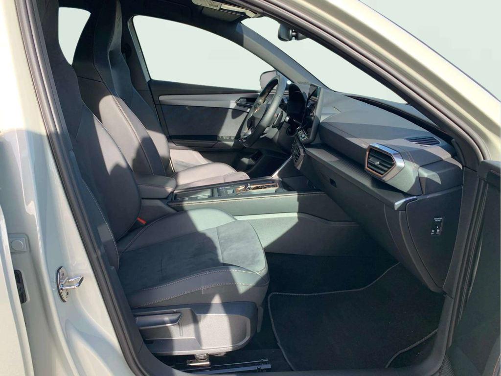 CUPRA León 1.5 TSI e-Hybrid VZ DSG 200 kW (272 CV) - 4