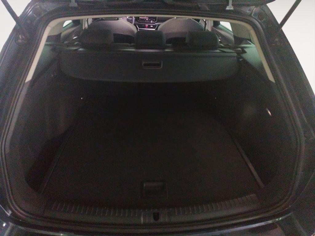 SEAT León ST 2.0 TDI Style XS 85 kW (115 CV) - 6