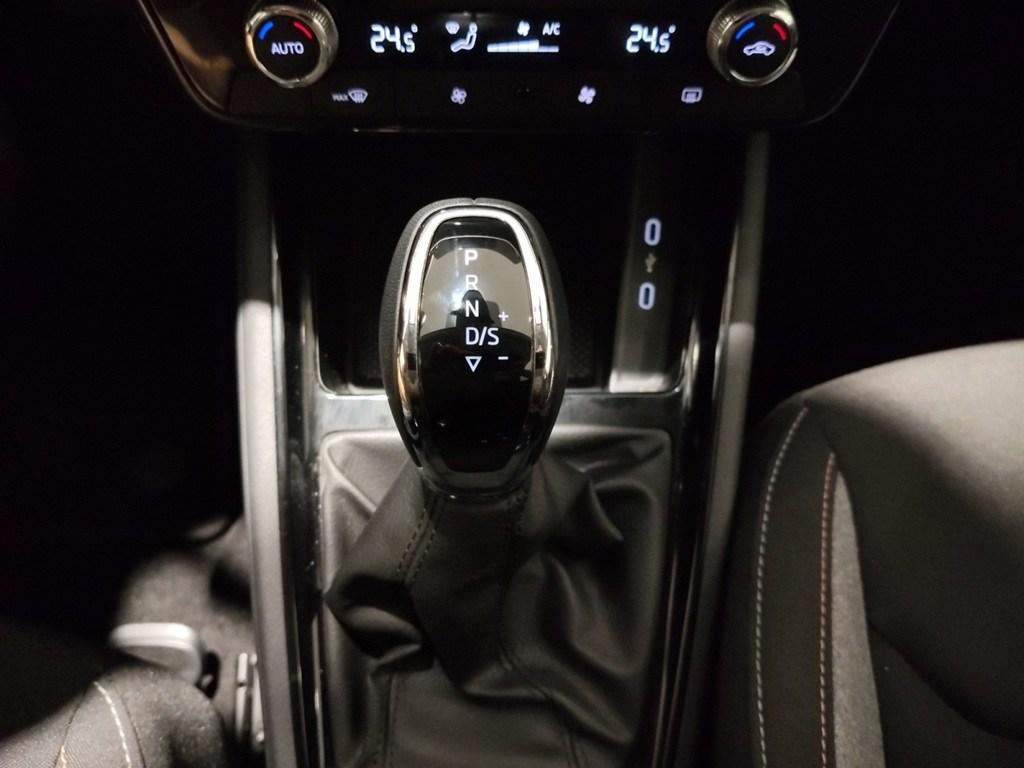 Skoda Kamiq 1.0 TSI Selection DSG 85 kW (115 CV) - 15