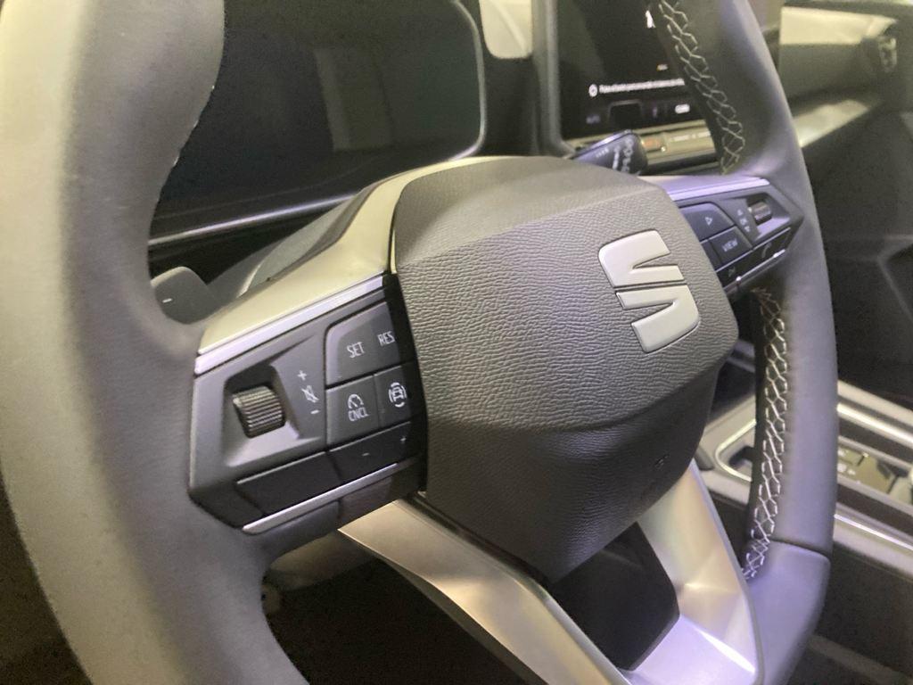 SEAT León 1.5 eTSI Style EVO Edition DSG 85 kW (116 CV) - 8