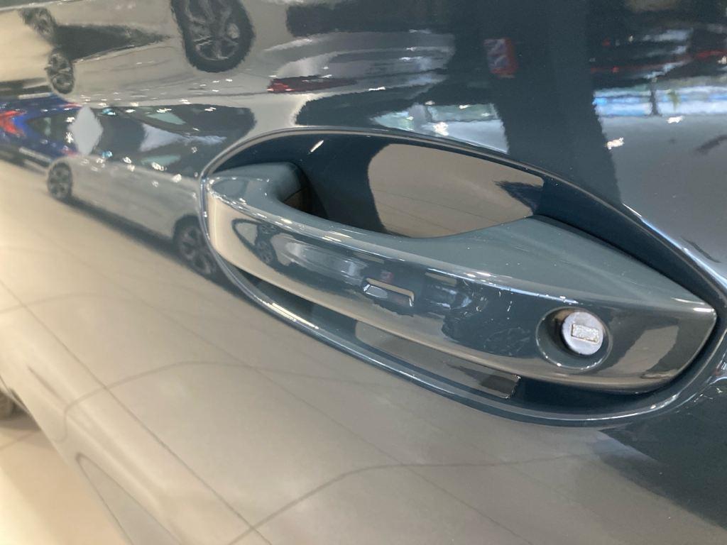 SEAT León 1.5 eTSI Style EVO Edition DSG 85 kW (116 CV) - 9