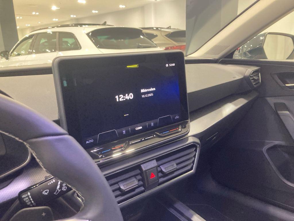 SEAT León 1.5 eTSI Style EVO Edition DSG 85 kW (116 CV) - 12