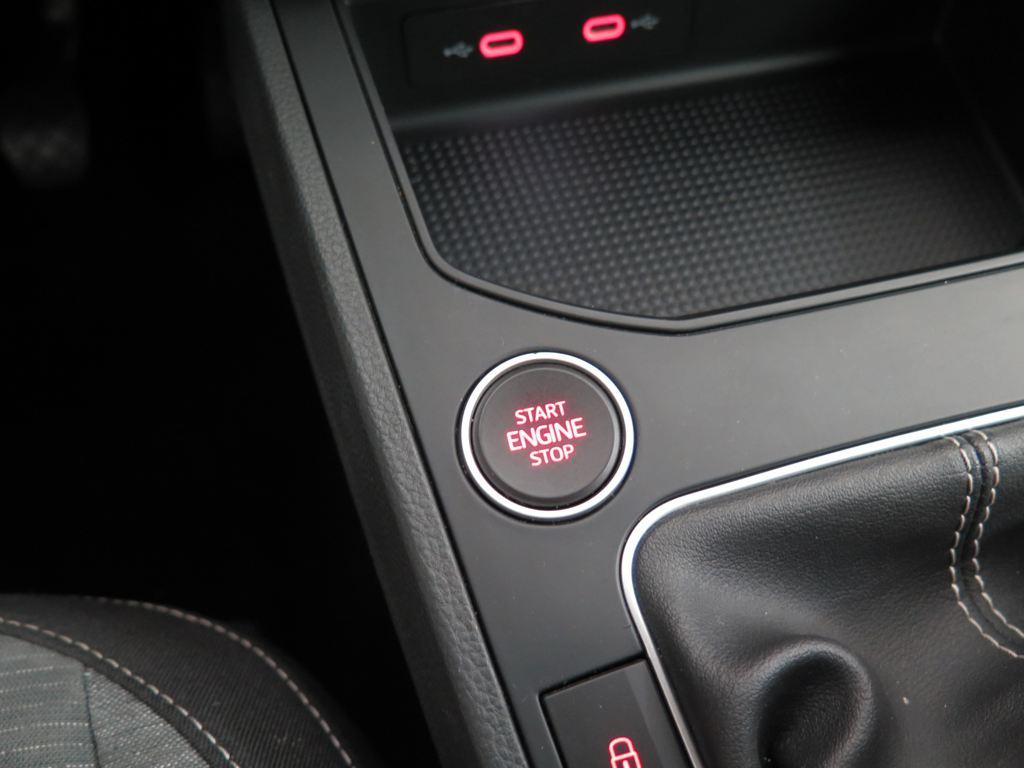 SEAT Ibiza 1.0 TSI Special Edition 85 kW (115 CV) - 9