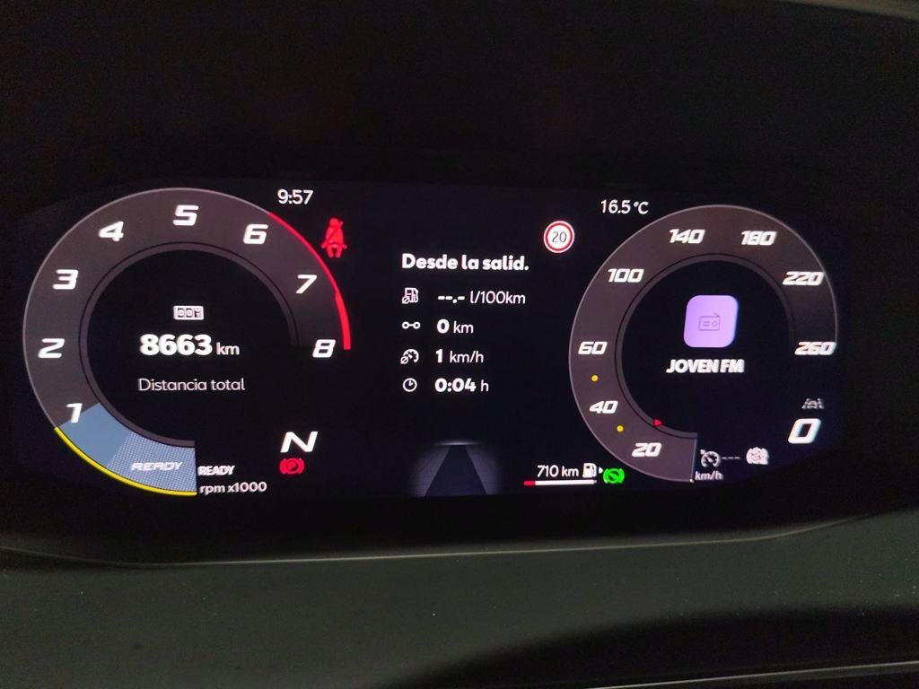 SEAT León 1.5 eTSI Style 25 Aniversario DSG 85 kW (116 CV) - 9