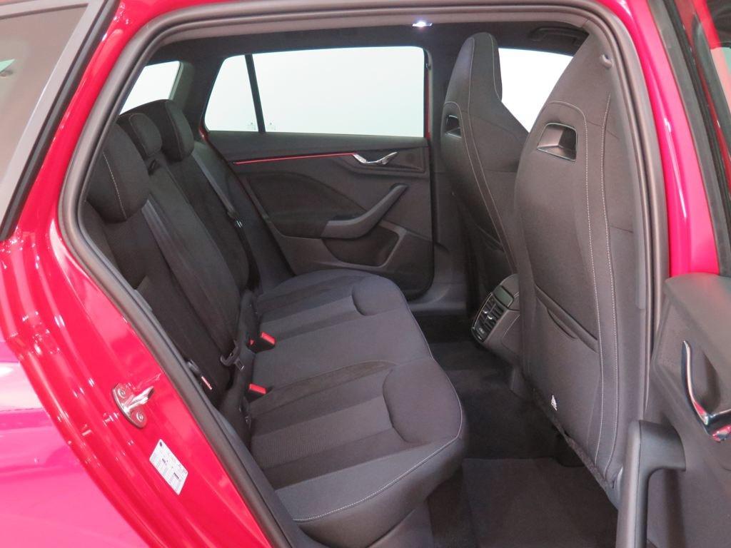 Skoda Scala Design 1.0 TSI 85 kW (115 CV) - 5