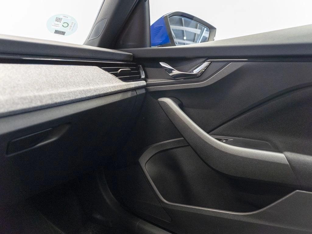 Skoda Kamiq 1.0 TSI Selection DSG 85 kW (115 CV) - 13