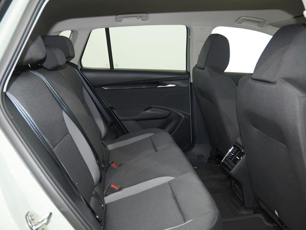 Skoda Elroq 60 63 kWh 150 kW (204 CV) - 5