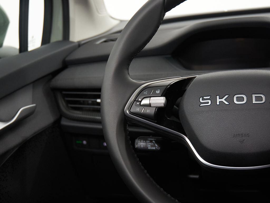 Skoda Elroq 60 63 kWh 150 kW (204 CV) - 10