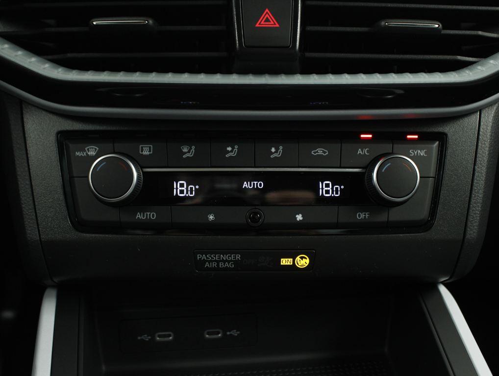 SEAT Ibiza 1.0 TSI S&S Xcellence 85 kW (115 CV) - 10