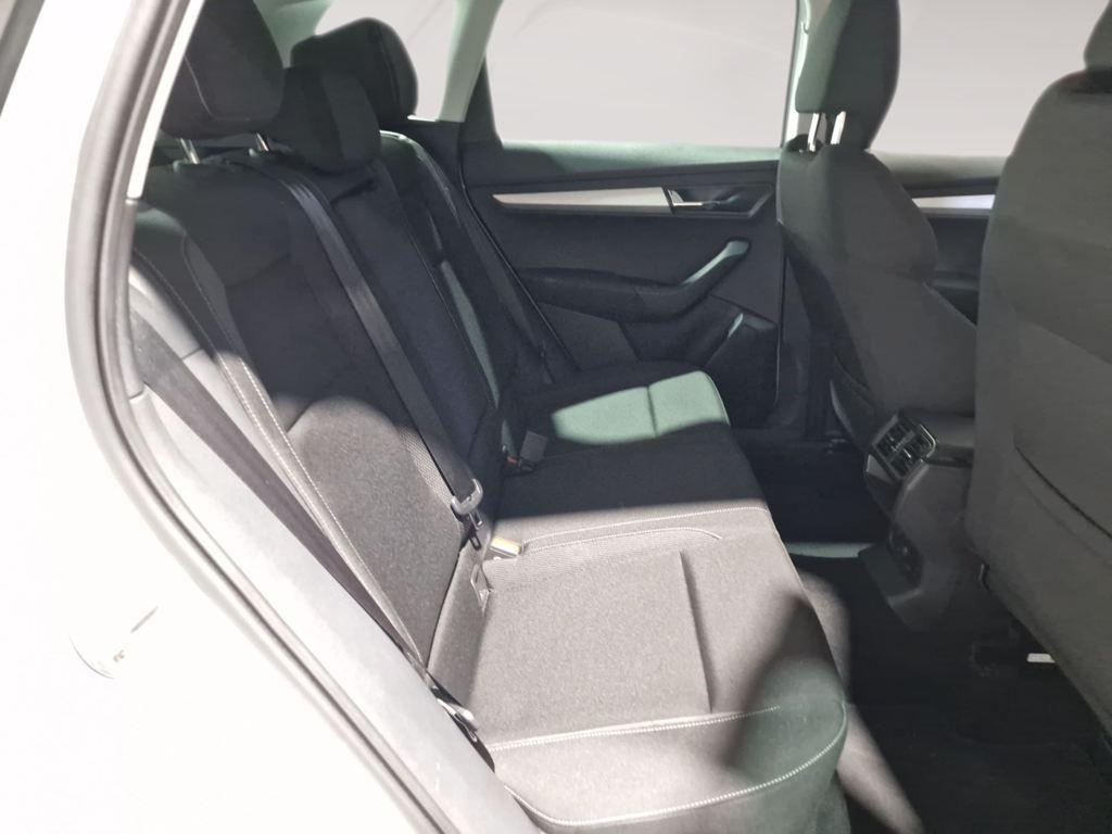 Skoda Karoq 1.5 TSI ACT Selection 110 kW (150 CV) - 5