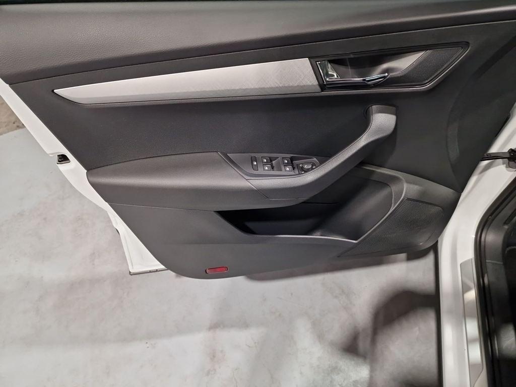 Skoda Karoq 1.5 TSI ACT Selection 110 kW (150 CV) - 9