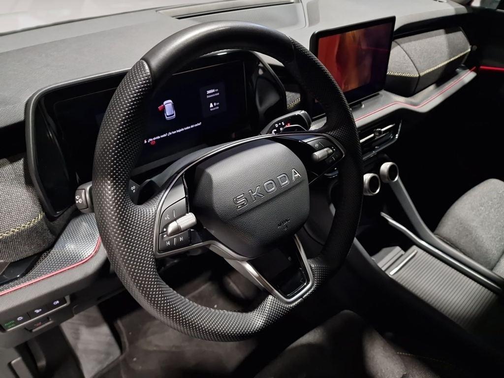 Skoda Kodiaq 1.5 TSI m-HEV Selection DSG 110 kW (150 CV) - 8