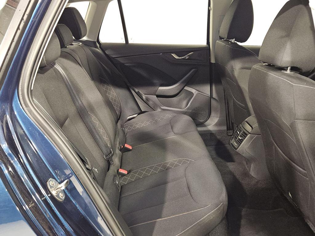 Skoda Kamiq 1.0 TSI Selection 85 kW (115 CV) - 5