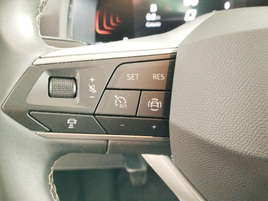 SEAT Arona 1.0 TSI S&S Xperience XM 85 kW (115 CV) - 10