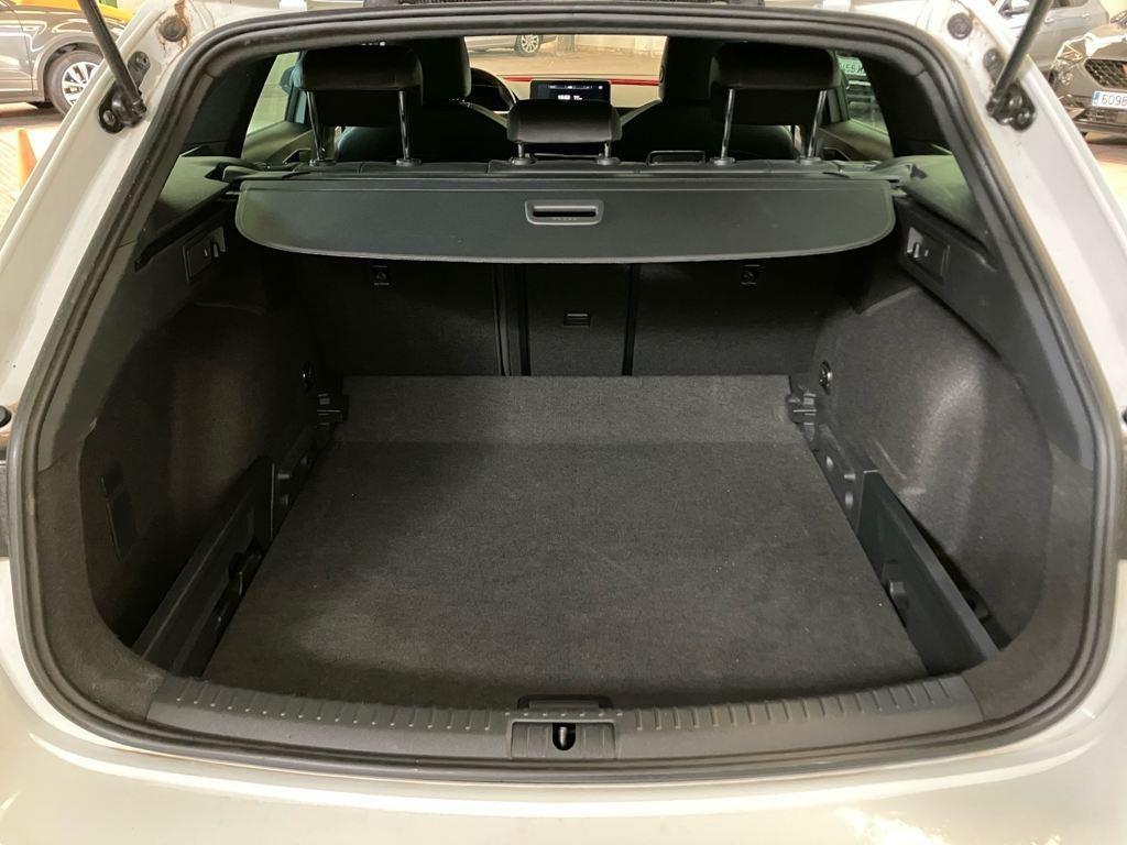 SEAT León ST 1.5 eTSI S&S FR Special Edition Vision DSG 110 kW (150 CV) - 6