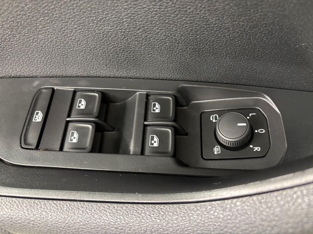 Skoda Karoq 1.5 TSI ACT Selection DSG 110 kW (150 CV) - 11