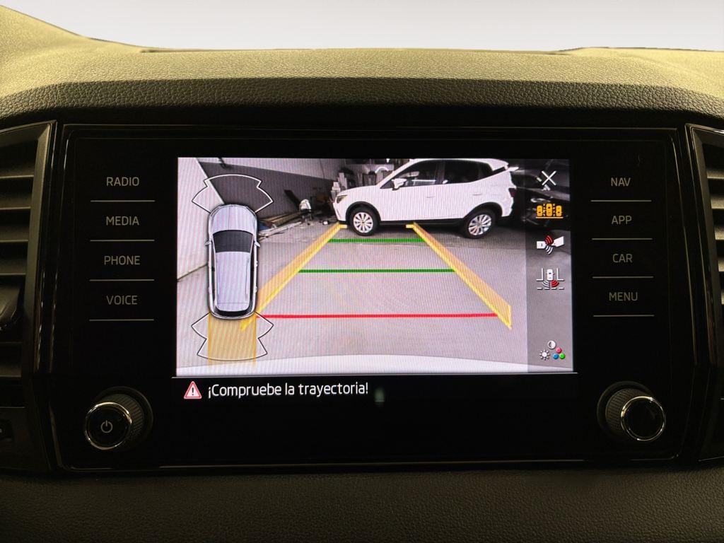 Skoda Karoq 1.5 TSI ACT Selection DSG 110 kW (150 CV) - 14