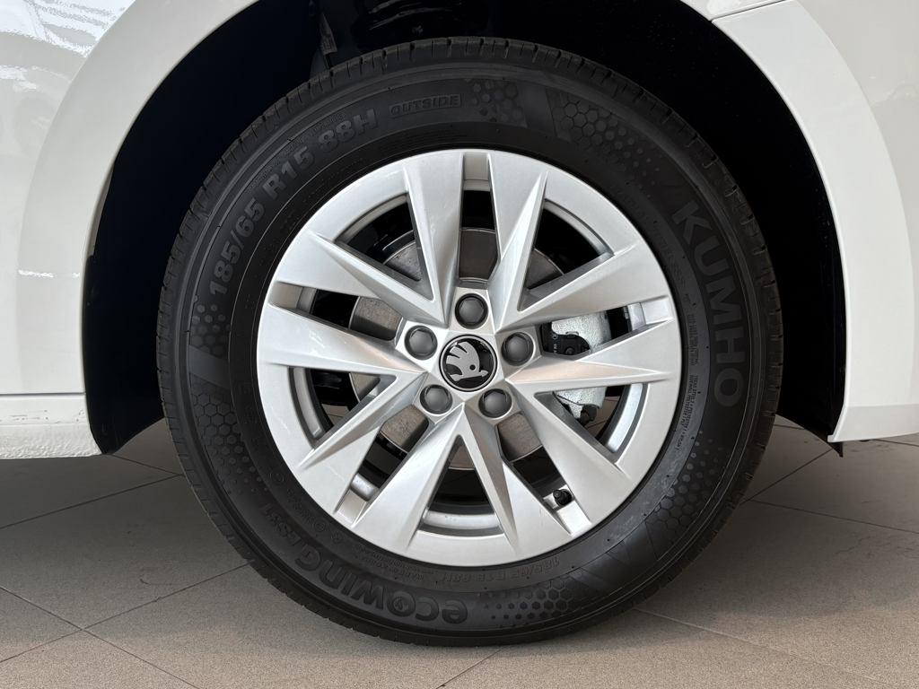 Skoda Fabia 1.0 TSI Selection 70 kW (95 CV) - 7