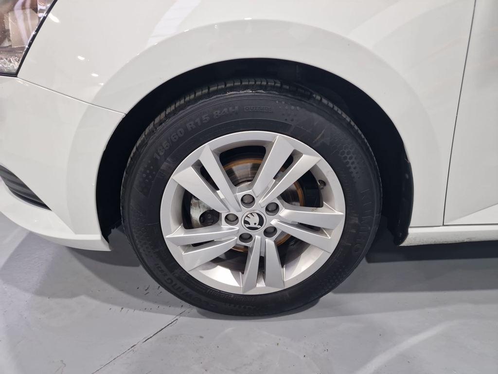 Skoda Fabia 1.0 TSI Ambition Plus 70 kW (95 CV) - 7