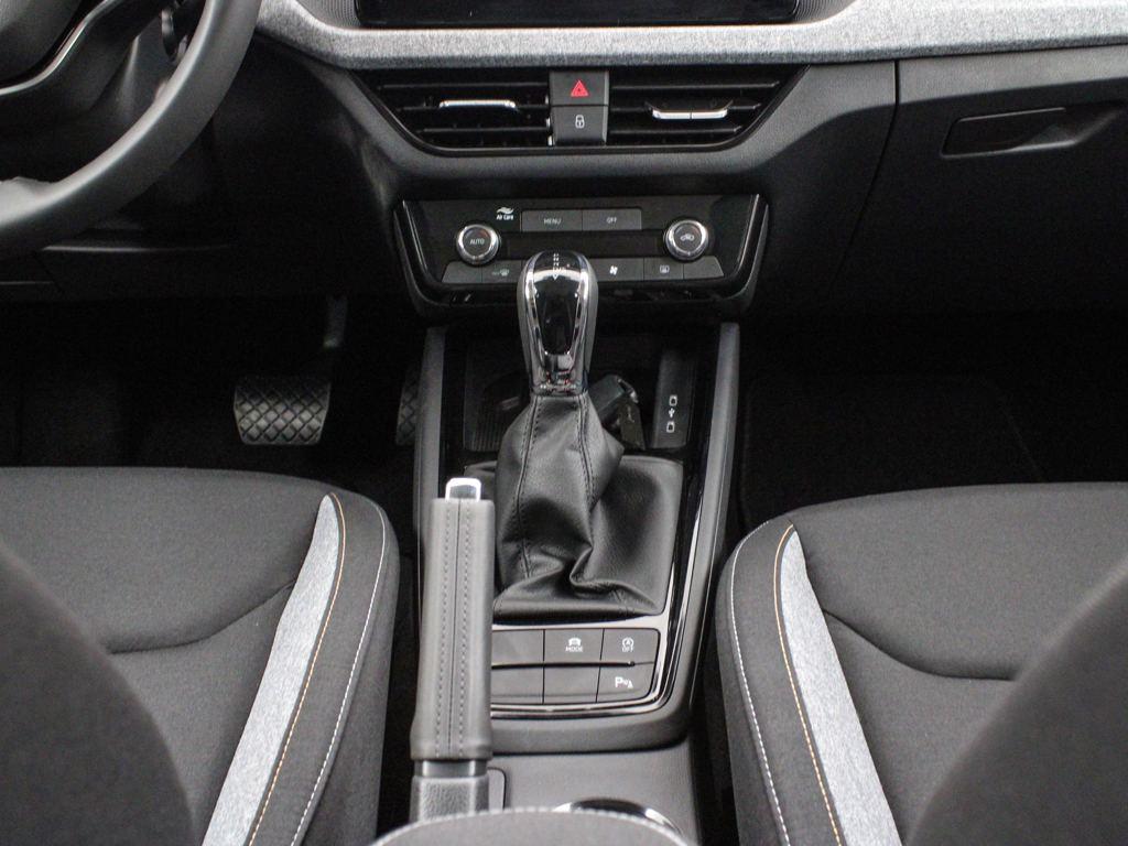 Skoda Kamiq 1.0 TSI Selection DSG 85 kW (115 CV) - 13