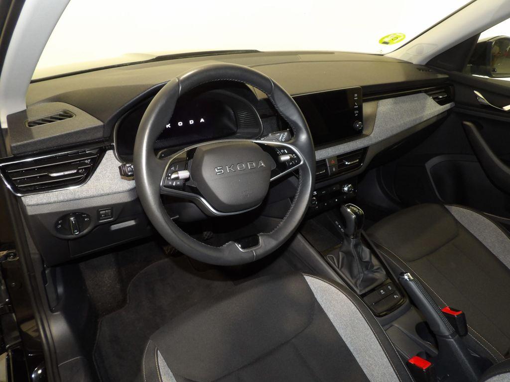 Skoda Kamiq 1.0 TSI Selection DSG 85 kW (115 CV) - 8