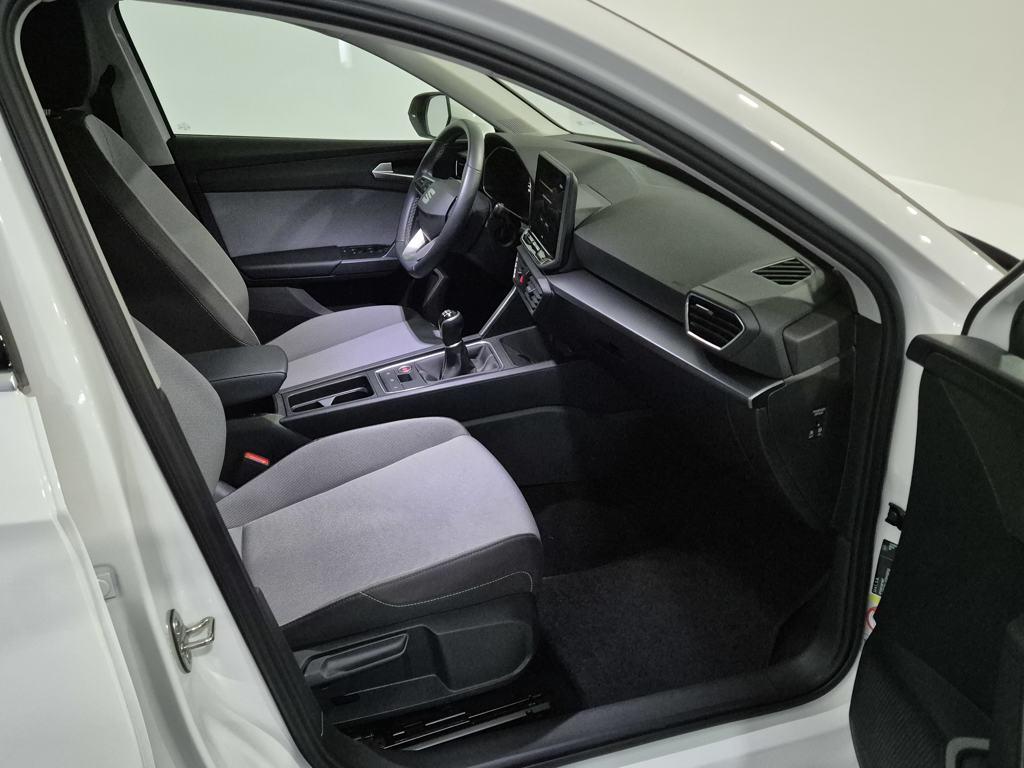 SEAT León 1.5 TSI S&S Style 25 Aniversario 85 kW (116 CV) - 4
