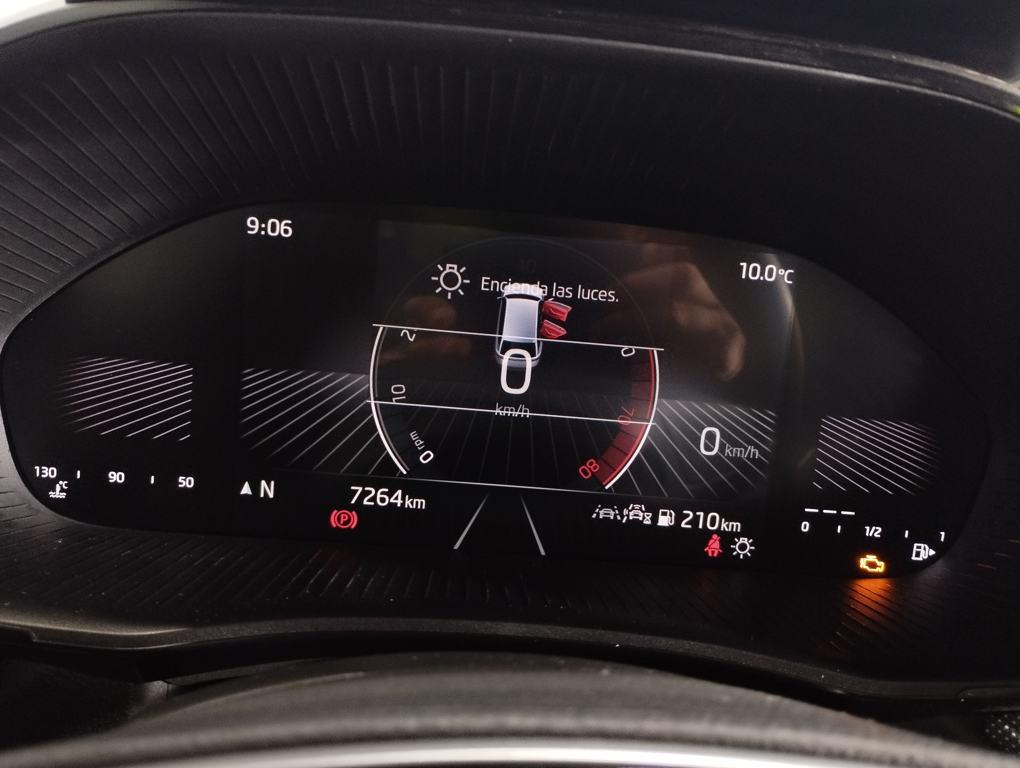 Skoda Fabia 1.0 TSI Selection 70 kW (95 CV) - 14