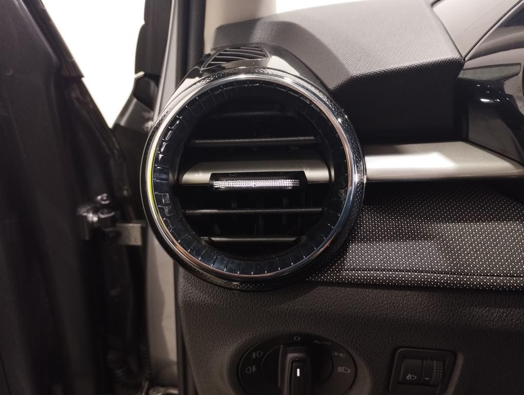 Skoda Fabia 1.0 TSI Selection 70 kW (95 CV) - 17