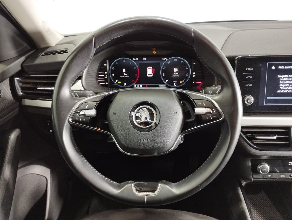 Skoda Kamiq 1.0 TSI Emotion DSG 81 kW (110 CV) - 11