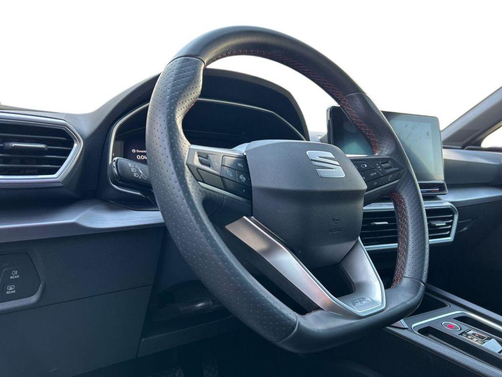 SEAT León 1.0 eTSI S&S FR 25 Aniversario DSG 81 kW (110 CV) - 8